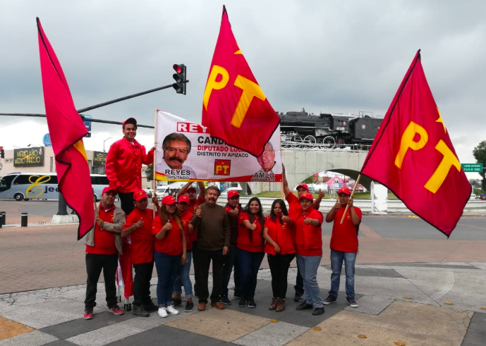 Arremete Reyes Ruiz contra candidatos en Apizaco
